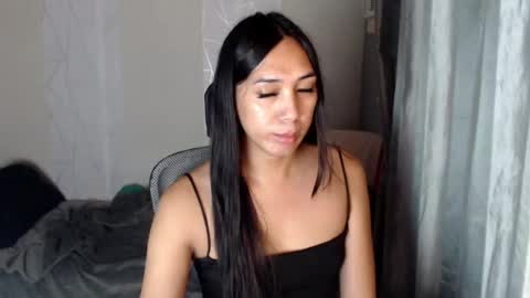 Snapshot of grace_for_youuu chatting on August 3, 2026, 1:27 pm HoneyGrace online show from August 3, 2026, 1:27 pm