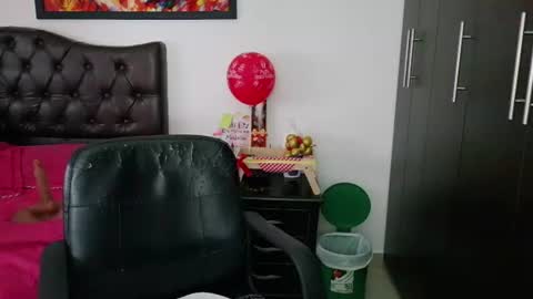 Snapshot of grace_mature_milf chatting on June 20, 2026, 11:57 am grace_mature_milf online show from June 20, 2026, 11:57 am