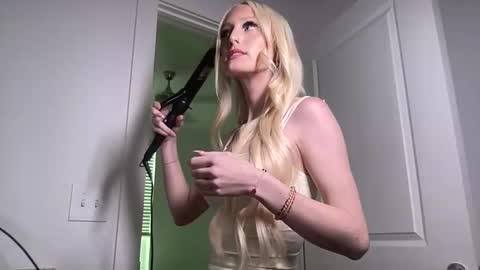 Snapshot of gracebailey1 chatting on April 18, 2026, 9:59 pm grace bailey online show from April 18, 2026, 9:59 pm
