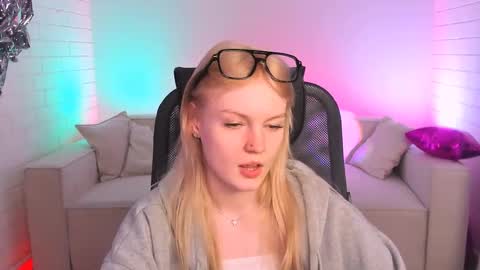 Grace Glamour online show from February 10, 2025, 8:20 am