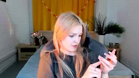 Grace Glamour online show from March 4, 2025, 11:19 am