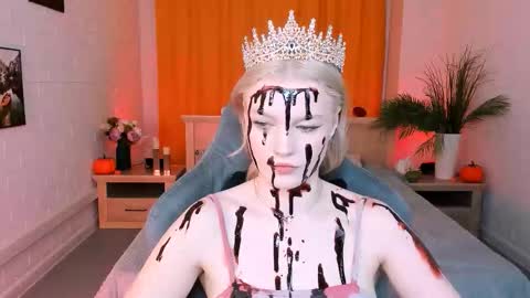 Grace Glamour online show from October 31, 2025, 9:10 am