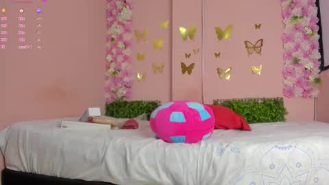 Mi Name is violeta  online show from February 28, 2026, 12:06 pm