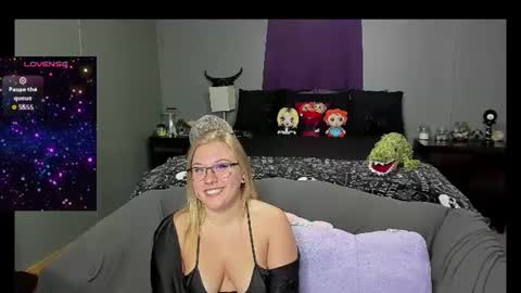 Snapshot of graniteaura chatting on June 20, 2026, 12:58 am graniteaura online show from June 20, 2026, 12:58 am