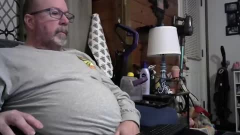 granitebuckeye1969 online show from December 24, 2024, 1:06 am