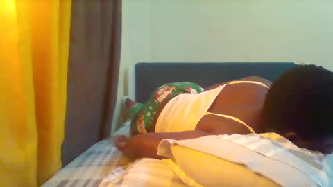 grannylover_ online show from February 20, 2025, 12:36 pm