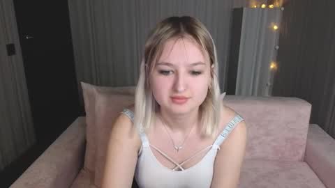 grase_neon online show from February 1, 2026, 6:56 am