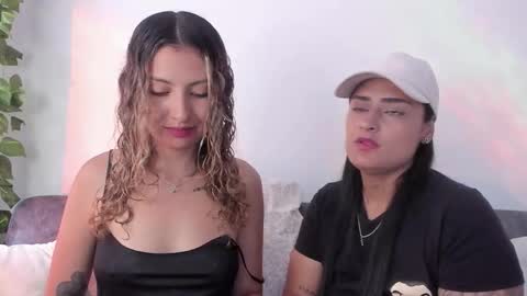 GRAVE DUO online show from November 19, 2025, 8:09 pm