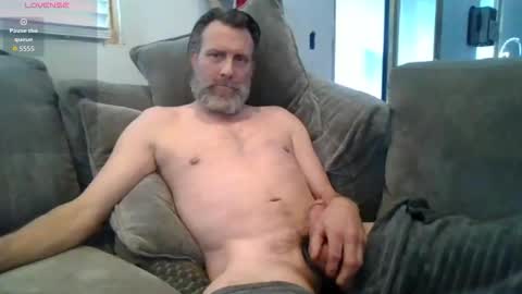 Snapshot of graylonewolf chatting on February 21, 2026, 7:26 pm Gray lone wolf online show from February 21, 2026, 7:26 pm