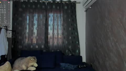 Snapshot of greekgod199 chatting on June 17, 2026, 4:04 am greekgod199 online show from June 17, 2026, 4:04 am