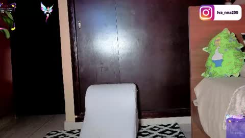 Snapshot of greeneyes_diamond chatting on July 30, 2026, 12:42 am greeneyes_diamond online show from July 30, 2026, 12:42 am