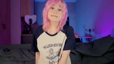 Greg-independent model online show from February 8, 2026, 8:34 pm