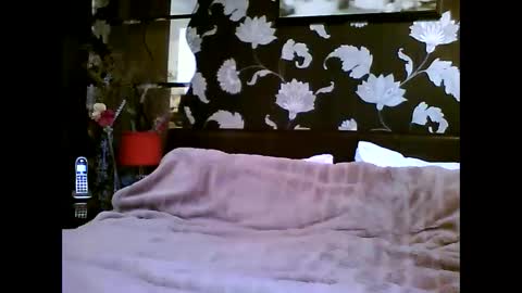 Snapshot of gregwest200519493 chatting on February 4, 2026, 8:42 am gregwest200519493 online show from February 4, 2026, 8:42 am