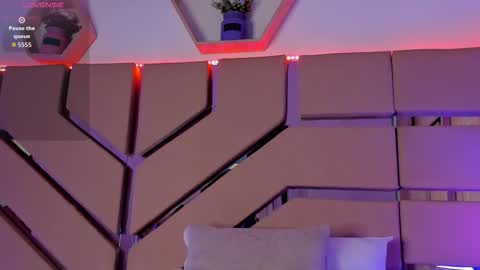 greidy_baker online show from November 13, 2025, 3:16 am