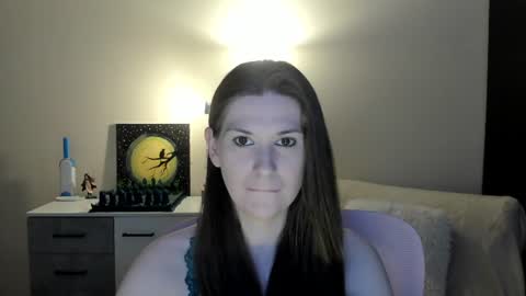 Snapshot of gretamiln chatting on June 29, 2026, 9:04 pm Greta online show from June 29, 2026, 9:04 pm