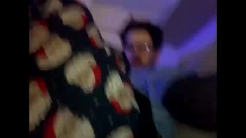 Perfectlyaveragesavage online show from January 17, 2025, 11:38 am