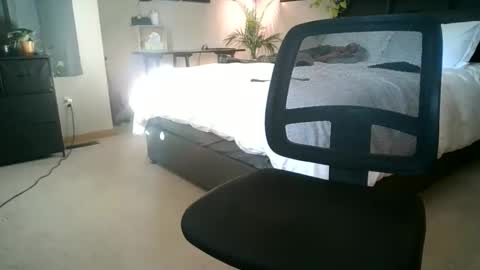 Snapshot of grhansen chatting on December 4, 2024, 9:35 pm grhansen online show from December 4, 2024, 9:35 pm