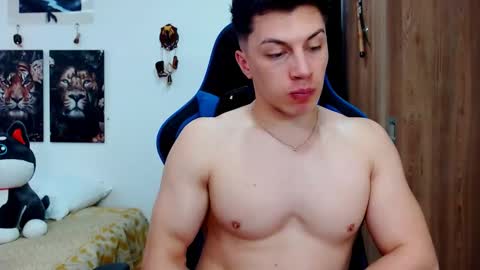 griego01 online show from December 2, 2024, 9:06 pm