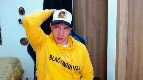 griego01 online show from January 15, 2025, 12:19 am