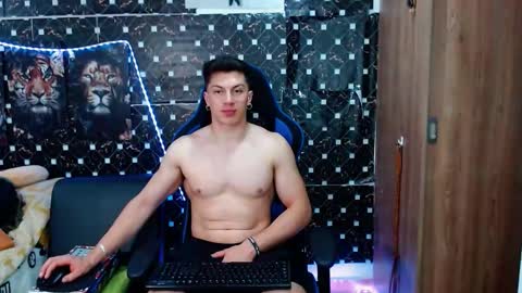 griego01 online show from September 23, 2025, 6:05 am