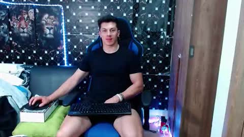 griego01 online show from October 7, 2025, 12:41 am