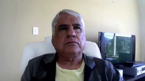 Snapshot of grisa01 chatting on June 17, 2026, 1:01 pm grisa01 online show from June 17, 2026, 1:01 pm