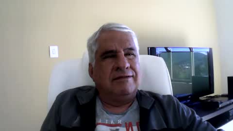 Snapshot of grisa01 chatting on June 21, 2026, 2:19 pm grisa01 online show from June 21, 2026, 2:19 pm