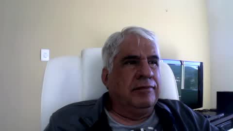 Snapshot of grisa01 chatting on June 22, 2026, 1:41 pm grisa01 online show from June 22, 2026, 1:41 pm