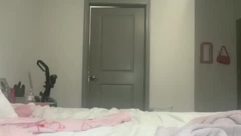 grrlgod online show from November 22, 2025, 4:33 am