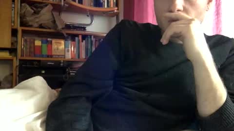 Snapshot of gruendamien chatting on February 19, 2026, 12:01 pm gruendamien online show from February 19, 2026, 12:01 pm