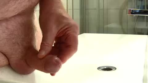 Snapshot of grumpy64 chatting on December 27, 2024, 2:22 pm Grumpy online show from December 27, 2024, 2:22 pm