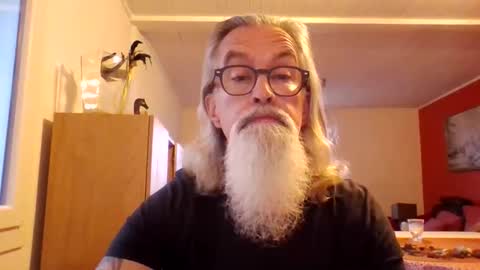 Snapshot of grybear60 chatting on March 9, 2026, 7:34 am Grybear online show from March 9, 2026, 7:34 am