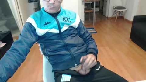 Snapshot of guachin_new chatting on April 29, 2026, 10:38 pm guachin_new online show from April 29, 2026, 10:38 pm