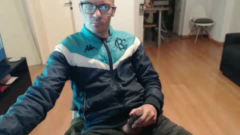 Snapshot of guachin_new chatting on May 24, 2026, 8:14 pm guachin_new online show from May 24, 2026, 8:14 pm