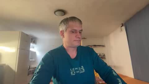 guardiannif_ online show from February 8, 2026, 1:09 am