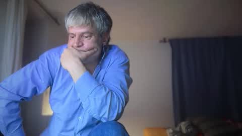 guardiannif_ online show from March 20, 2026, 11:31 pm