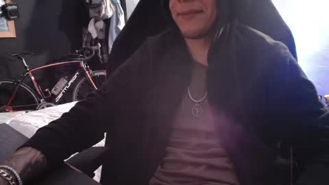 Guayaco  online show from March 11, 2025, 9:26 pm