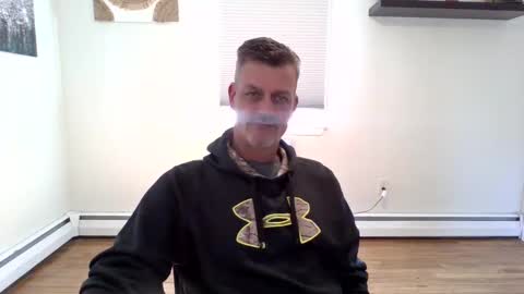 gudguy2025 online show from October 10, 2025, 3:22 pm