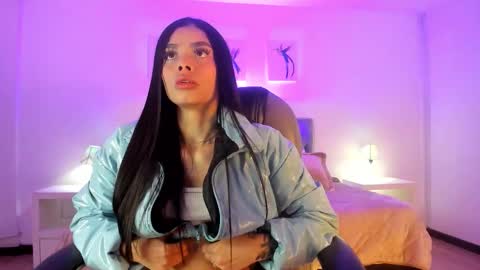 Snapshot of guggahell chatting on February 22, 2026, 12:04 pm Guggahell online show from February 22, 2026, 12:04 pm