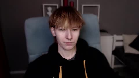 guitarandangell online show from February 25, 2026, 11:09 am