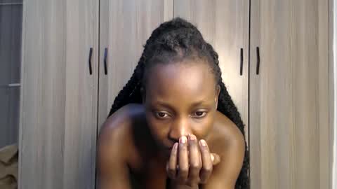 Miss Incredible online show from September 12, 2025, 12:55 am