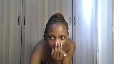 Miss Incredible online show from April 1, 2026, 11:11 am