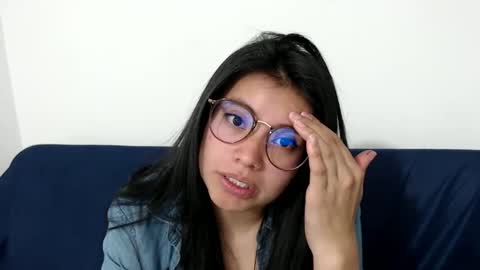 Vane blonde and Hazell black hair online show from September 8, 2025, 8:41 pm