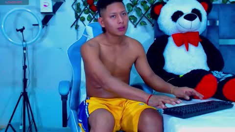 Hakim online show from November 23, 2025, 4:40 pm