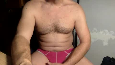 gusanito_enano online show from January 8, 2025, 10:59 am
