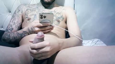 Snapshot of gustavo942493 chatting on May 26, 2026, 6:59 pm gustavo942493 online show from May 26, 2026, 6:59 pm