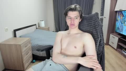 Snapshot of guy_liam1 chatting on April 19, 2026, 7:27 pm guy_liam1 online show from April 19, 2026, 7:27 pm