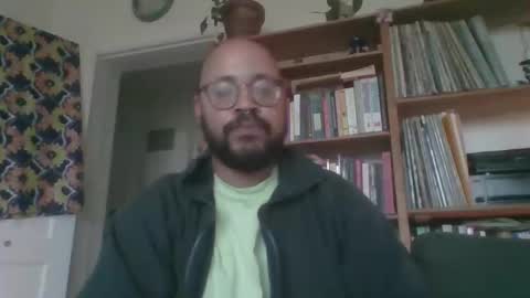 Snapshot of guy_wood15 chatting on October 30, 2025, 9:11 am guy_wood15 online show from October 30, 2025, 9:11 am