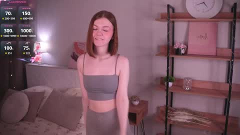 Snapshot of gwendatortoriello chatting on May 11, 2026, 11:05 am Hello everyone Im May online show from May 11, 2026, 11:05 am