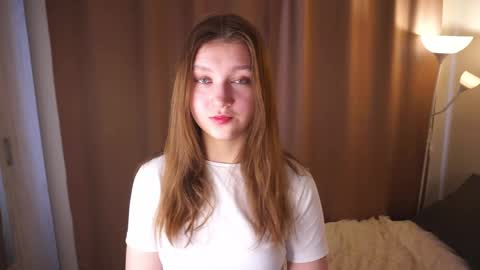 Molly online show from April 8, 2026, 4:34 am